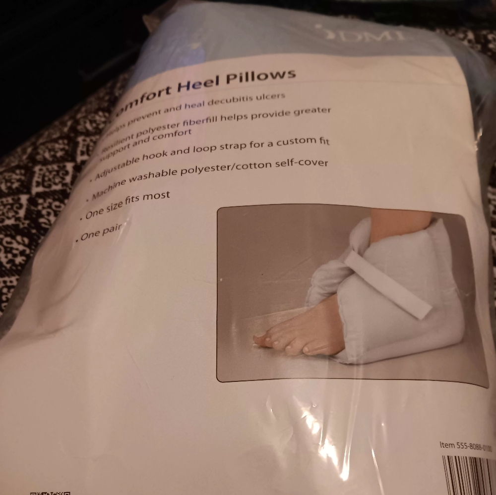 DMI Comfort Heel Pillows Unisex 1 Size 1  Pair Blue Comfort Adjustable Heeling